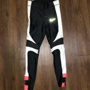 Nike dri  fit leggings size small
